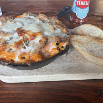 Johnny Mo's Pizzeria - Pizza Near Me - Seattle, Washington