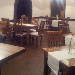 Taverna Surreal
