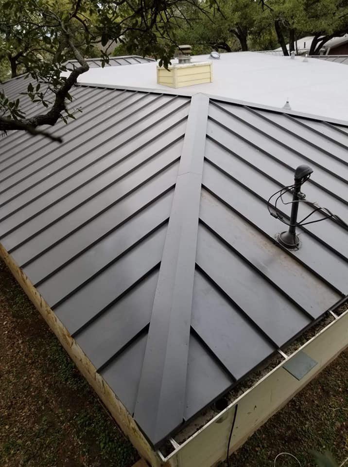 Slide of DG Roofing & Construction