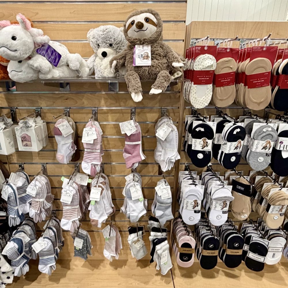 DSW Designer Shoe Warehouse - Socks and stuffed animals - Shoe Stores Near Me - Homestead, Pennsylvania DSW Designer Shoe Warehouse - Socks and stuffed animals - Shoe Stores Near Me - Homestead, Pennsylvania