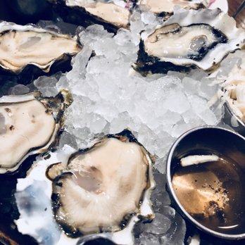 Taylor Shellfish Oyster Bar - Seafood Near Me - Seattle, Washington