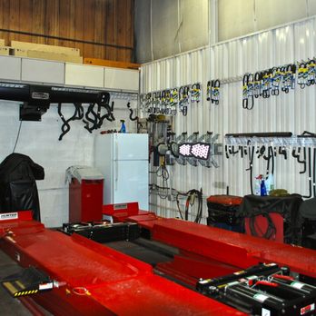 Russ's Service Garage - Hunter WinAlign digital alignment system! - Auto Repair Near Me - Grand Rapids, Michigan Russ's Service Garage - Hunter WinAlign digital alignment system! - Auto Repair Near Me - Grand Rapids, Michigan