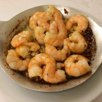 Cervejaria Ramiro - Garlic shrimps - Seafood Near Me - Lisbon, 11
