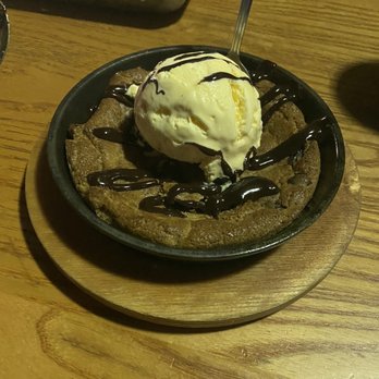 Chili's - Skillet Chocolate Chip Cookie - Bars Near Me - Sacramento, California Chili's - Skillet Chocolate Chip Cookie - Bars Near Me - Sacramento, California