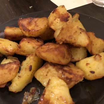 Cantina Vasari - Roast Potatoes - Burgers Near Me - Pisa, PI