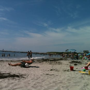 Salty Brine State Beach - Salty brine on a Wednesday in summer - Beaches Near Me - Narragansett, Rhode Island