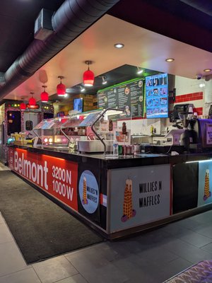 Willies Dick 'n Chicken by null