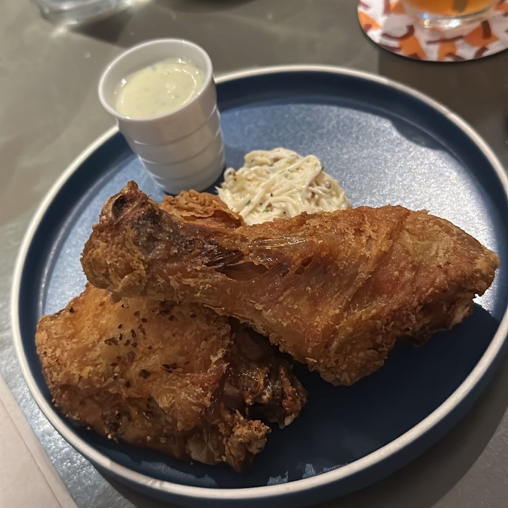 Pint of View - Fried chicken - Cocktail Bars Near Me - Florence, FI
