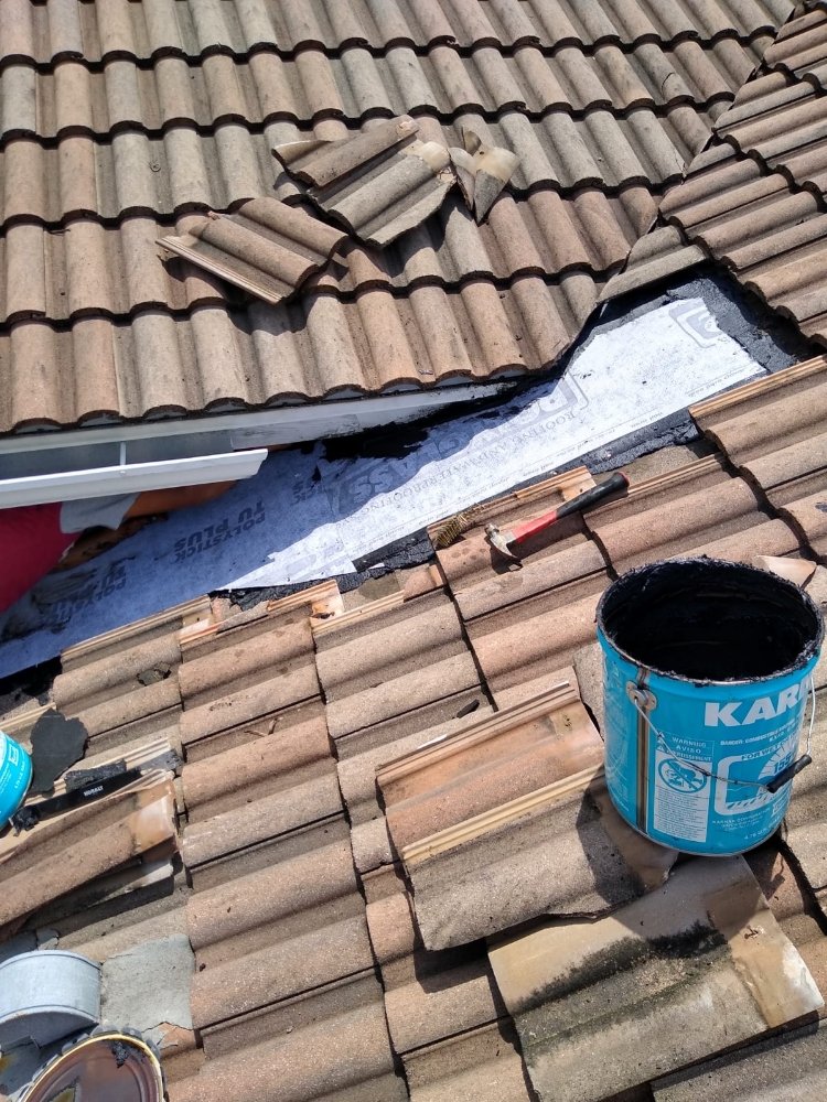 Slide of M G Construction Group