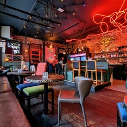 Malone's Taphouse