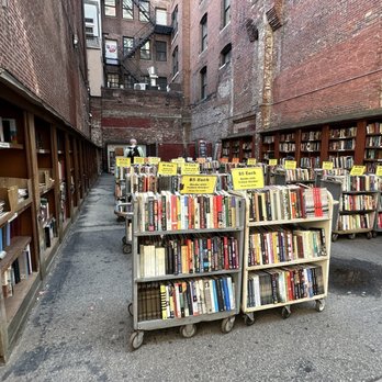 Brattle Book Shop - Bookstores Near Me - Boston, Massachusetts