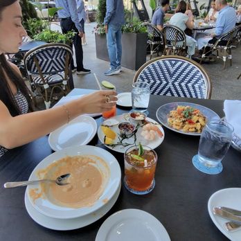 Hemenway's Restaurant - Seafood Near Me - Providence, Rhode Island