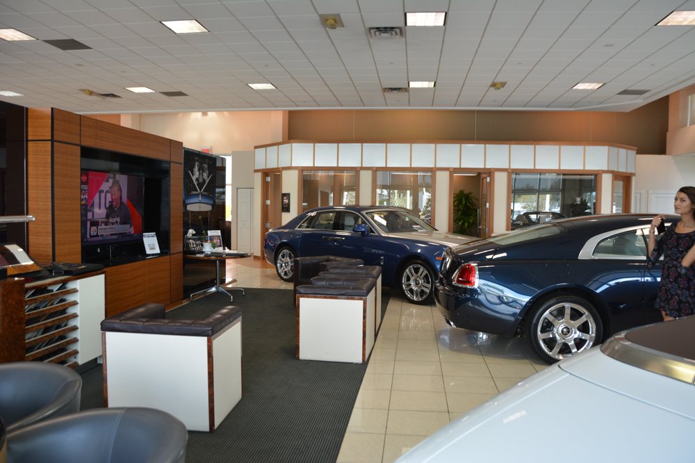 ROLLSROYCE PALM BEACH 2801 Okeechobee Blvd, West Palm Beach, Florida