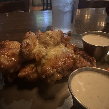Fatpour Tap Works McCormick - Pizza Near Me - Chicago, Illinois