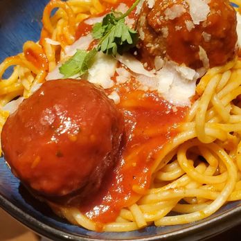 Elevation Lounge - Vegan meatballs - Airport Lounges Near Me - Calgary, Alberta Elevation Lounge - Vegan meatballs - Airport Lounges Near Me - Calgary, Alberta