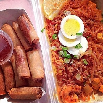 Kanto by Tita Flips - Pork lumpia and noodles - Street Vendors Near Me - Toronto, Ontario