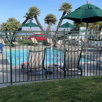 Glorietta Bay Inn - The pool area - Hotels Near Me - Coronado, California