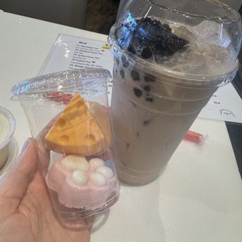 Chuk Chuk Dessert & Snack - Tom and Jerry milk tea - Desserts Near Me - Sacramento, California Chuk Chuk Dessert & Snack - Tom and Jerry milk tea - Desserts Near Me - Sacramento, California