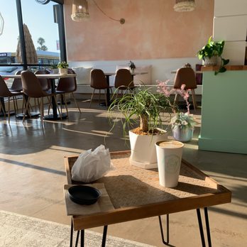 Drift Cafe - Inside seating - Coffee & Tea Near Me - Pacific Beach, California