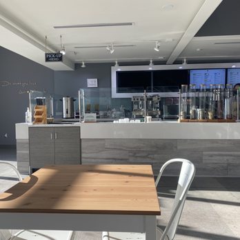 Chakaa Tea Cafe - Bubble Tea Near Me - Thousand Oaks, California