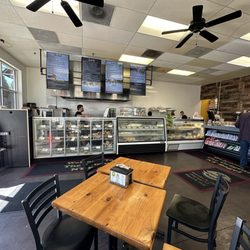 The Original New York Bagels - Interior