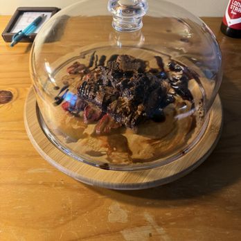 Lone Star Court, Valencia Hotel Collection - Do not miss this brownie!! - Hotels Near Me - Austin, Texas Lone Star Court, Valencia Hotel Collection - Do not miss this brownie!! - Hotels Near Me - Austin, Texas