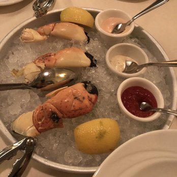 Savini Restaurant - Stone crabs - Italian Near Me - Allendale, New Jersey