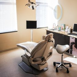 Uptown Comprehensive Dentistry and Prosthodontics - Exam Room