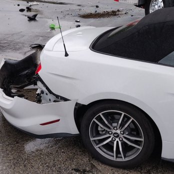iRepair Auto Body And Paint - Body Shops Near Me - Canoga Park, California