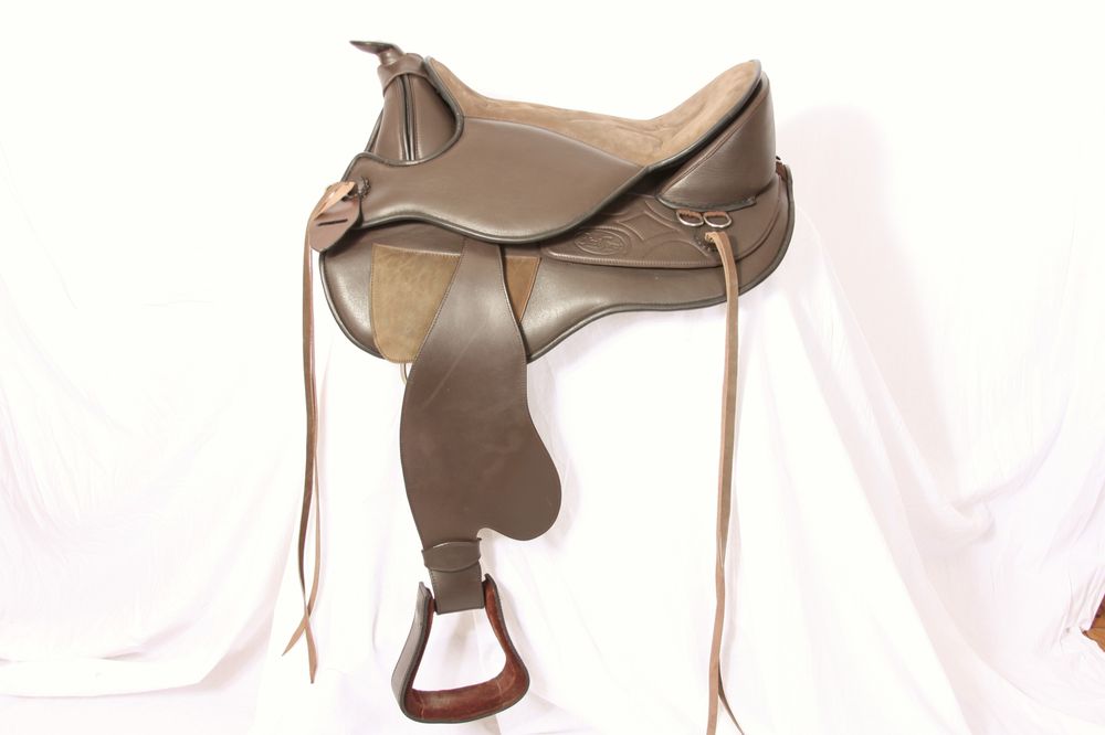 Black Forest Stables - equestrian in Black Diamond, WA