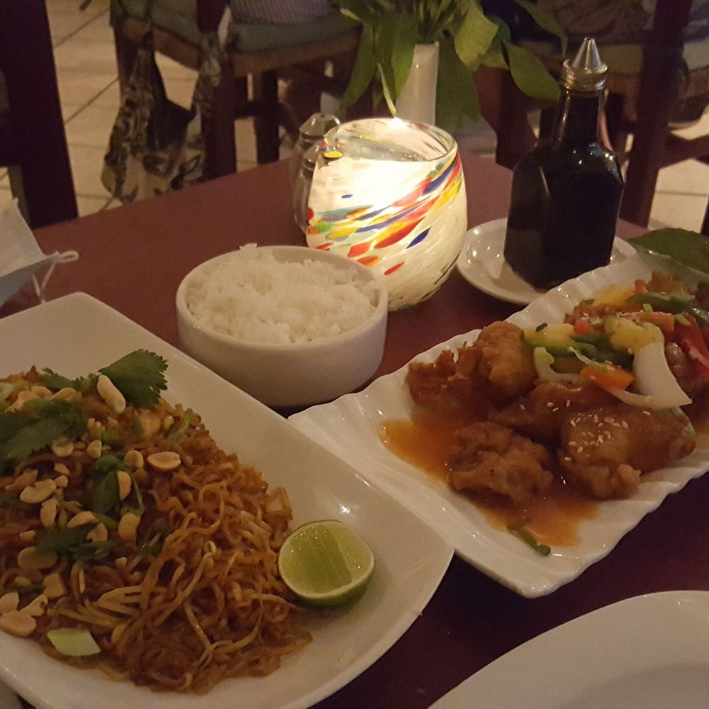 Archie's Wok - Dinner - Asian Fusion Near Me - Puerto Vallarta, JAL