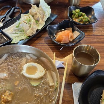 Hanta Korean Restaurant - Korean Near Me - Los Angeles, California Hanta Korean Restaurant - Korean Near Me - Los Angeles, California