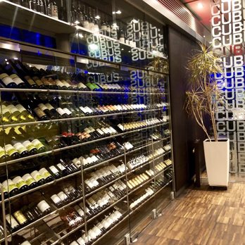 Cubus - The rows of wine choices - Austrian Near Me - Linz, 4 Cubus - The rows of wine choices - Austrian Near Me - Linz, 4