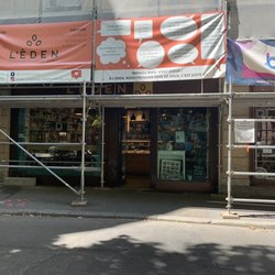 L'Eden Libre de Gluten - The front of the store.