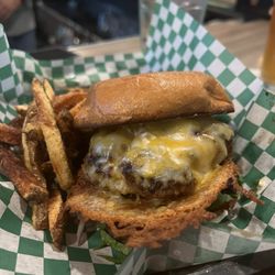 Chargin's Bar & Grill