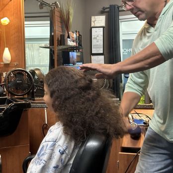 Studio 320 - Hair Stylists Near Me - El Segundo, California Studio 320 - Hair Stylists Near Me - El Segundo, California