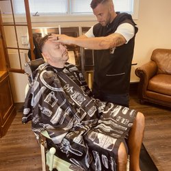 Broadway Barber Lounge
