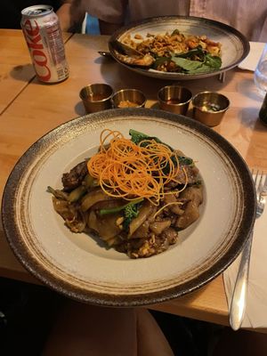 Arom Dee Thai by null