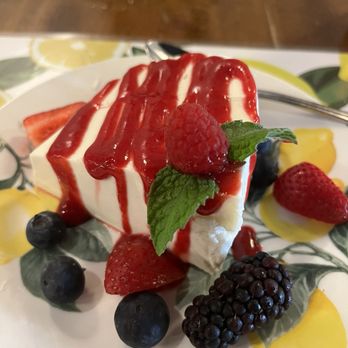 ROXX ON MAIN - Updated January 2026 - 297 Photos & 327 Verified Reviews