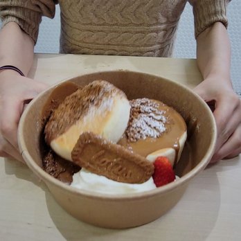 Fuwa Fuwa - Lotus biscoff - Desserts Near Me - London, XGL