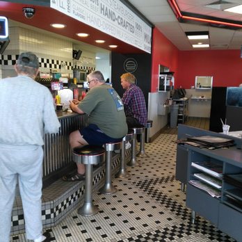 Steak ’n Shake - Bar area - Burgers Near Me - Indianapolis, Indiana