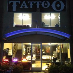Freddy's Ink - Tattoo & Piercing Studio