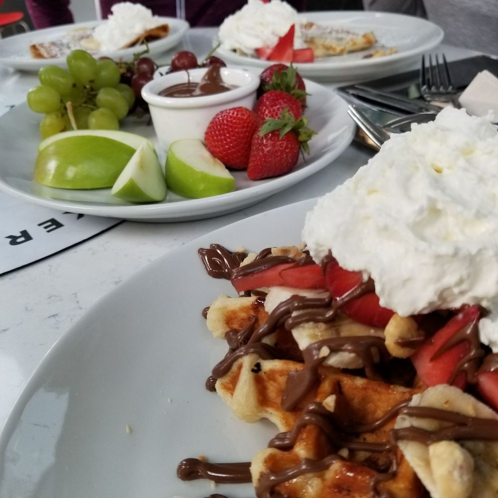 Nutella Cafe - Desserts Near Me - Chicago, Illinois Nutella Cafe - Desserts Near Me - Chicago, Illinois