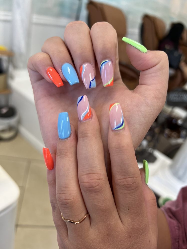 ROSE NAILS AND SPA Updated April 2024 65 Photos & 40 Reviews 3100 N Demaree St, Visalia