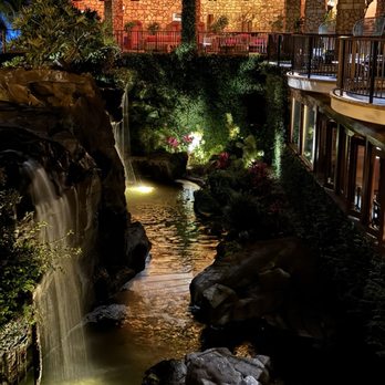 The Birdcage - Waterfalls at the entrance. Beautiful by day and night. - Lounges Near Me - Wailea, Hawaii The Birdcage - Waterfalls at the entrance. Beautiful by day and night. - Lounges Near Me - Wailea, Hawaii