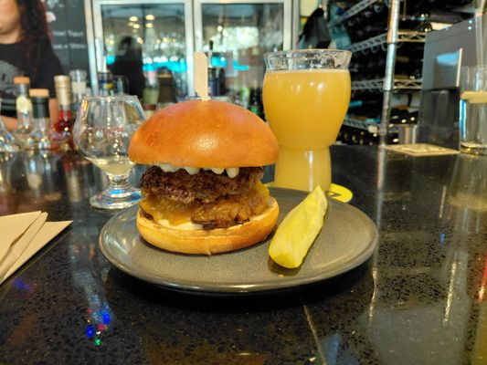 Chinn's International by null