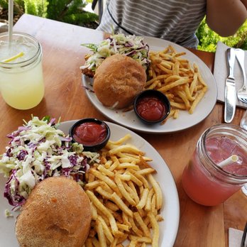 Johnston's Saltbox - Fried chicken sandwich - New American Near Me - San Carlos, California Johnston's Saltbox - Fried chicken sandwich - New American Near Me - San Carlos, California