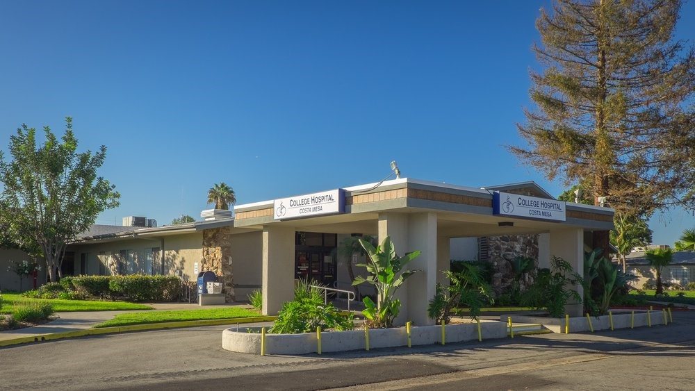 COLLEGE HOSPITAL COSTA MESA 65 Reviews 301 Victoria St, Costa Mesa