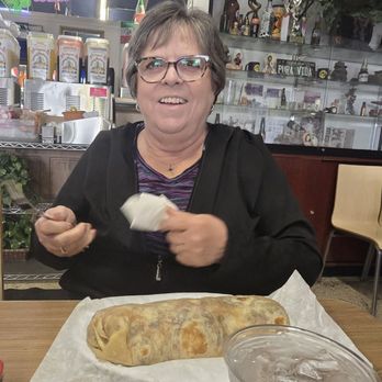 El Rinconcito - Shrimp fajita burrito. From what I gathered, though, so of their burritos are this size. - Mexican Near Me - Idaho Falls, Idaho El Rinconcito - Shrimp fajita burrito. From what I gathered, though, so of their burritos are this size. - Mexican Near Me - Idaho Falls, Idaho