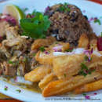Pambiche - Yuca con Mojo y Moros - Cuban Near Me - Portland, Oregon